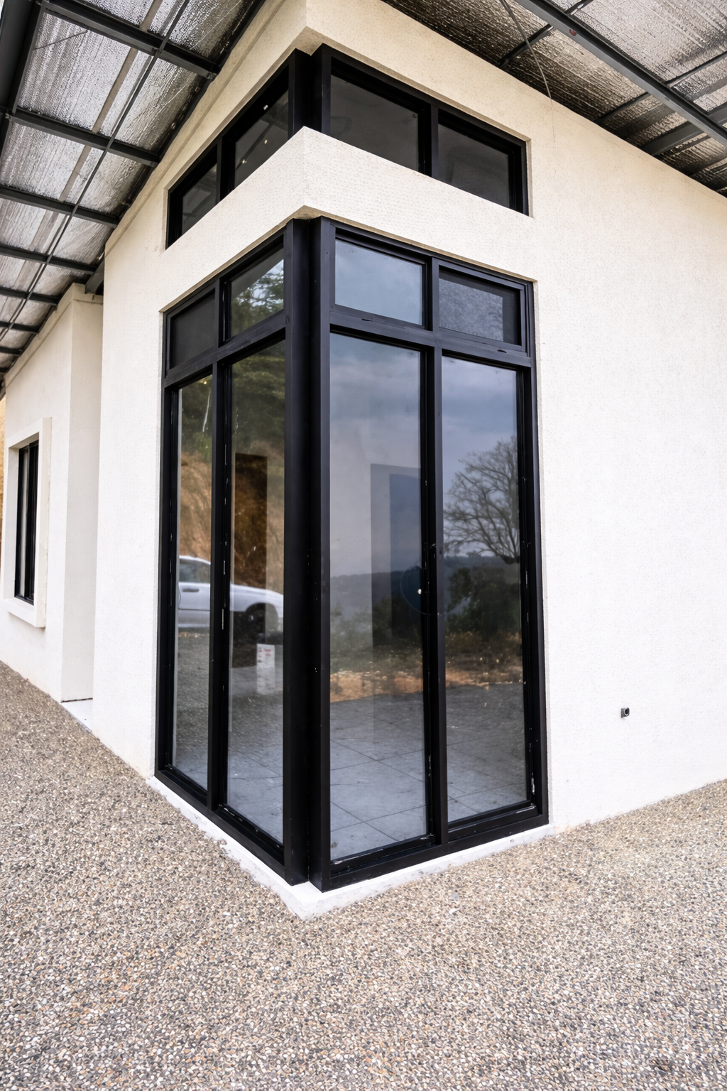 Ventanas corredizas de vidrio con marco de aluminio